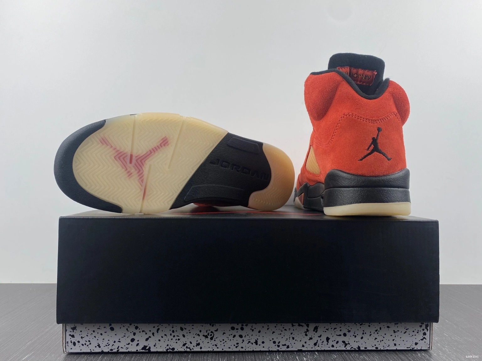 Rep Air DO9336-800  5 Jordan Mars” “Dunk On 0509